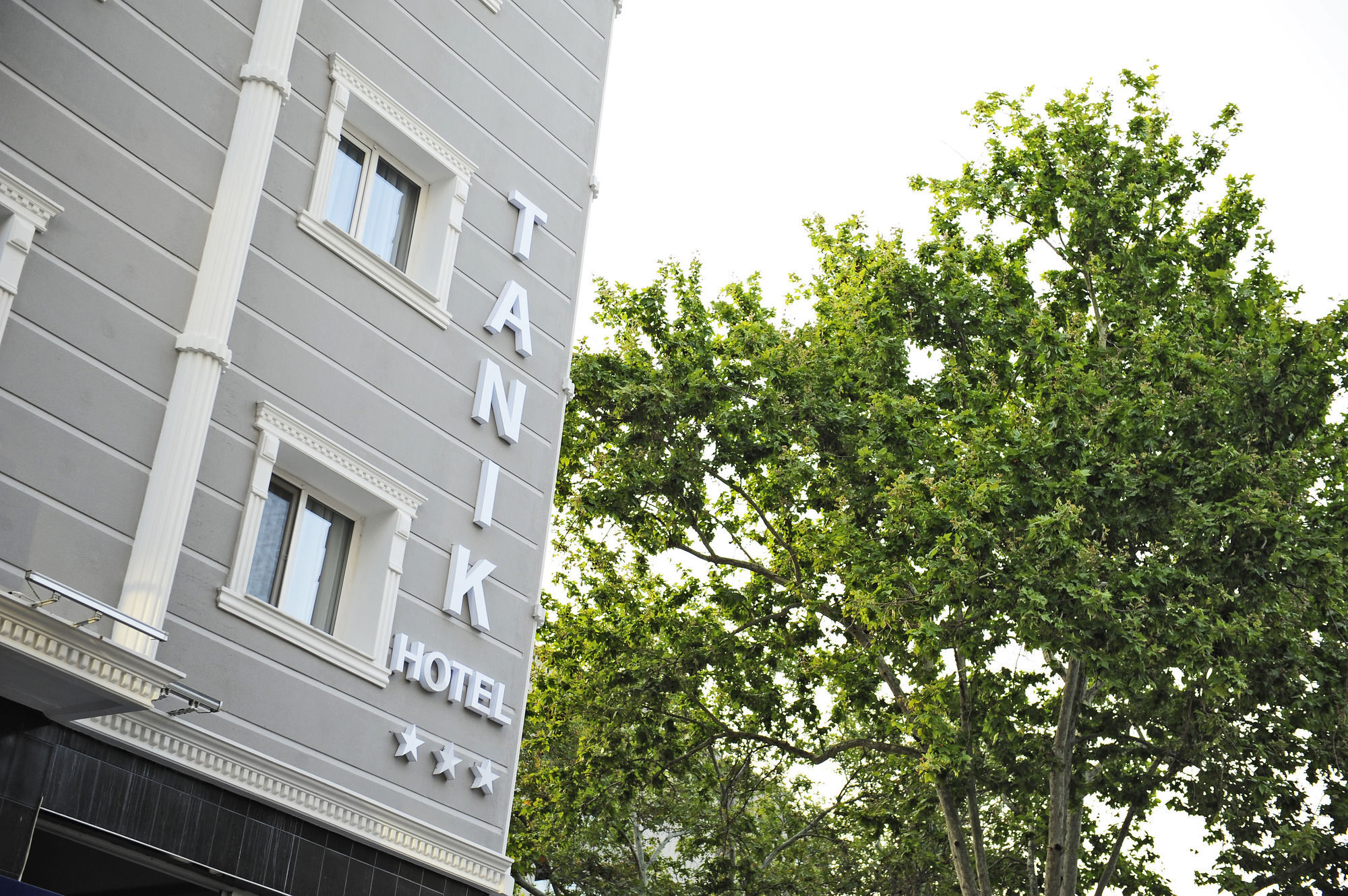 Tanik Hotel Izmir Exterior photo