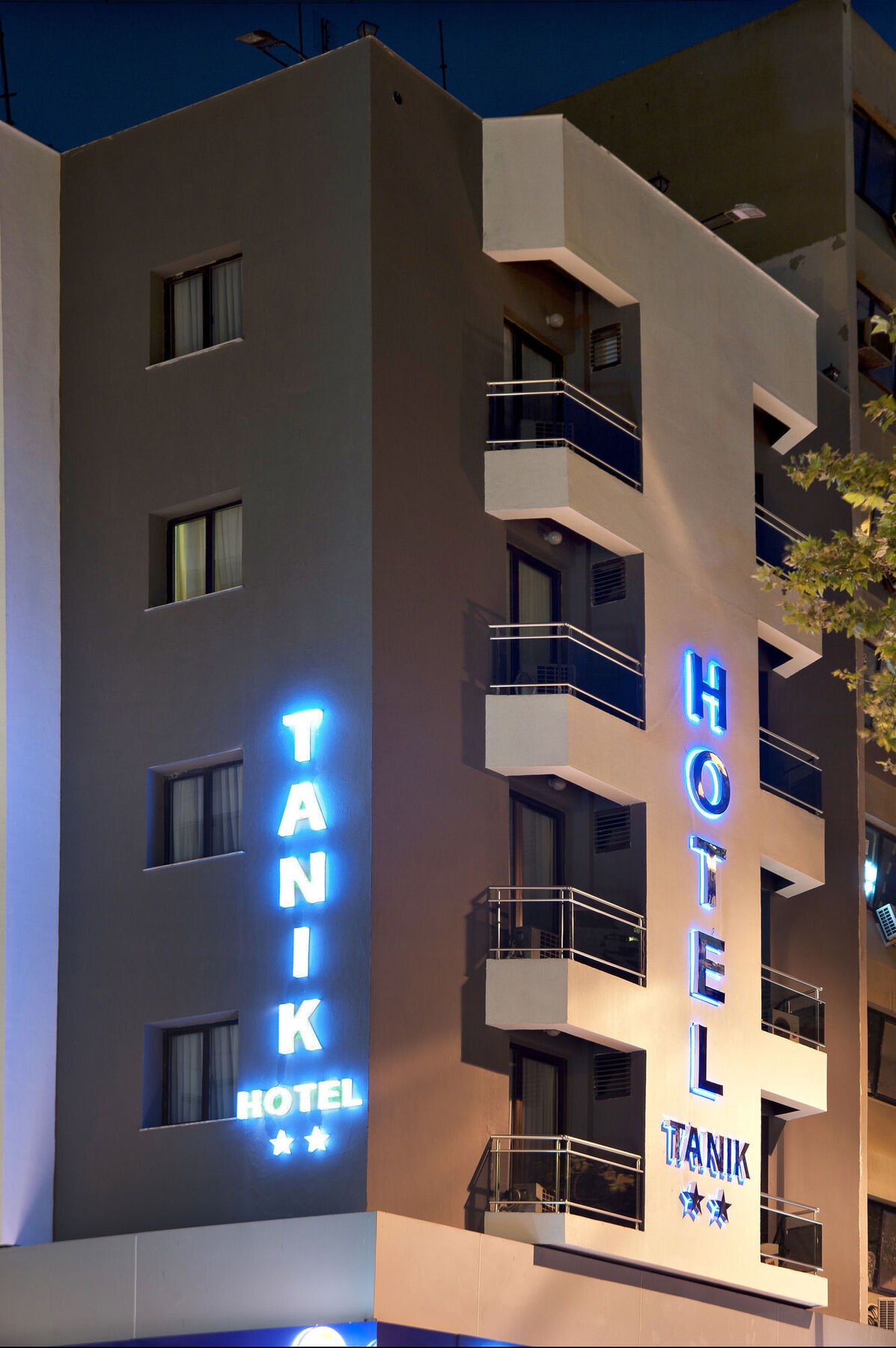 Tanik Hotel Izmir Exterior photo